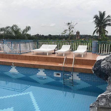 Akosombo Continental Hotel Ngoại thất bức ảnh