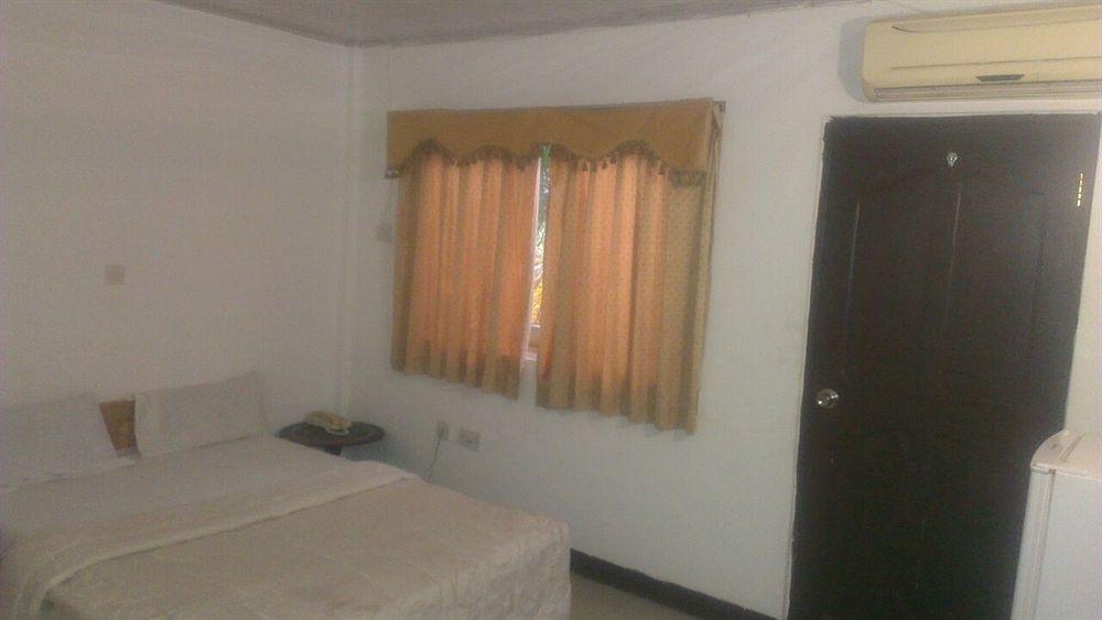 Akosombo Continental Hotel Ngoại thất bức ảnh