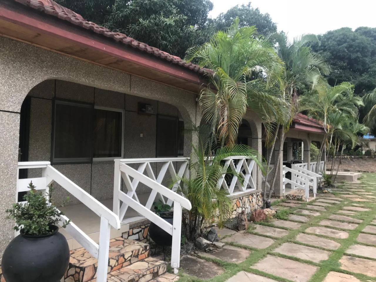 Akosombo Continental Hotel Ngoại thất bức ảnh