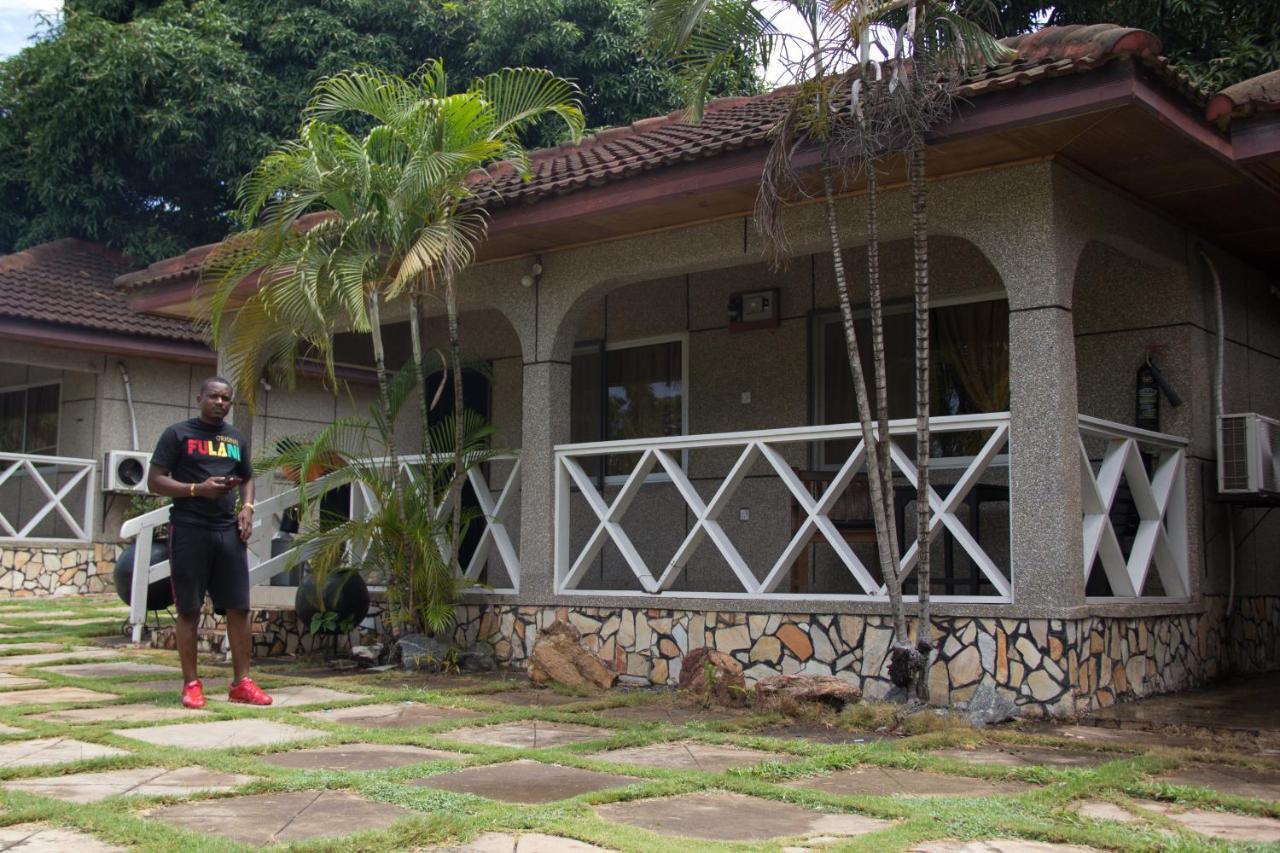 Akosombo Continental Hotel Ngoại thất bức ảnh